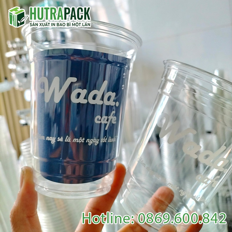 Mẫu ly nhựa 450ml in giáp 2 mặt 2 màu